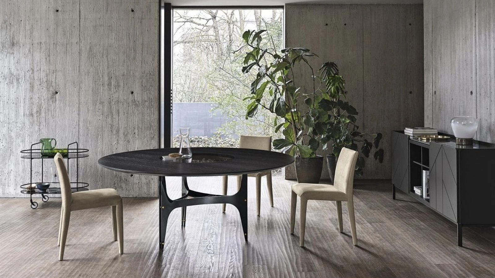 Tavolo Universe Rotondo con top in Rovere Carbone impiallacciato di Bontempi