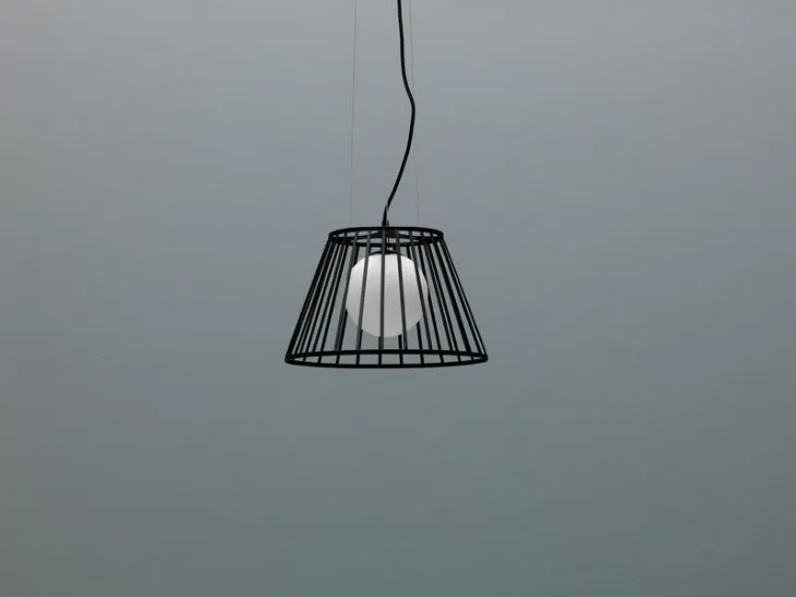 Lampada a sospensione Cage in metallo Nero di Stones