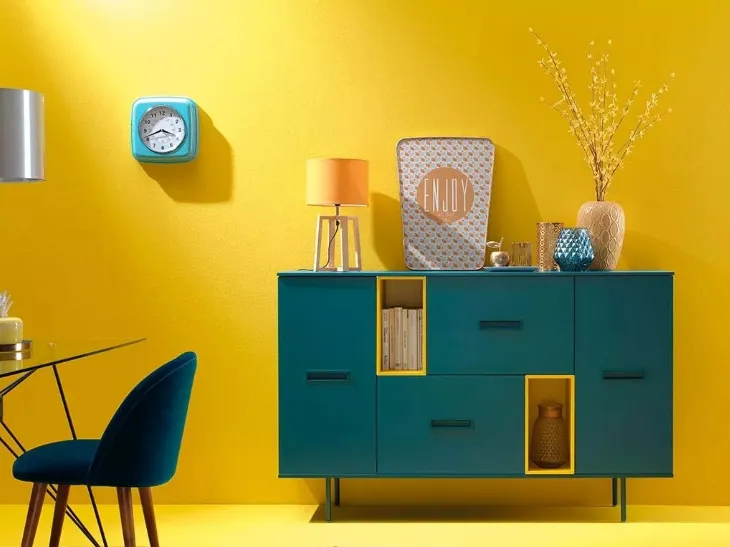 Madia dal design moderno e grintoso LV201 di Moretti Compact