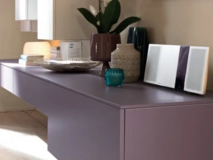 Parete attrezzata sospesa in laccato opaco Mora LV101 di Moretti Compact