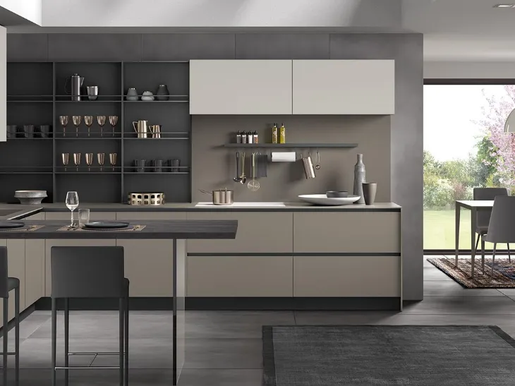 Cucina Moderna con penisola Eos in Fenix Grigio Efeso e Fenix Grigio Londra di Evo Cucine