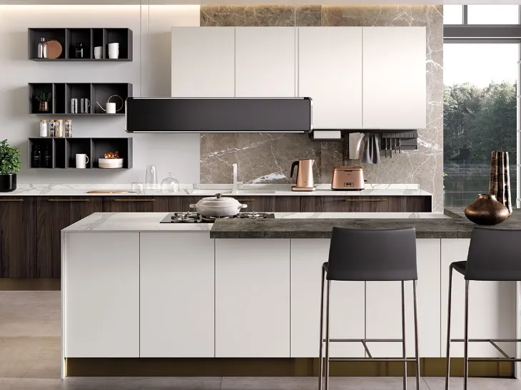 Cucina Moderna con isola Futura in melaminico finitura Rovere scuro e Seta Bianco opaco di Evo Cucine