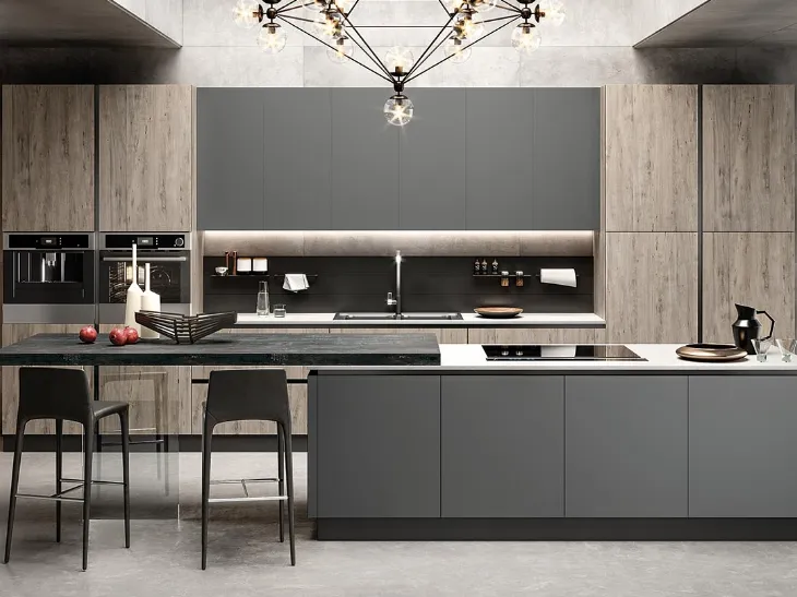 Cucina su misura con isola Eos in HPL Alevè Acero e Glass Grigio opaco di Evo Cucine