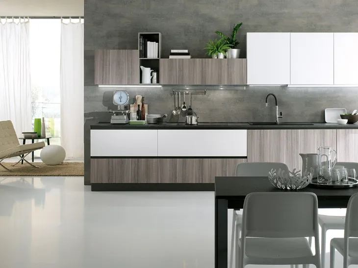 Cucina moderna in linea Agorà di EVO Cucine